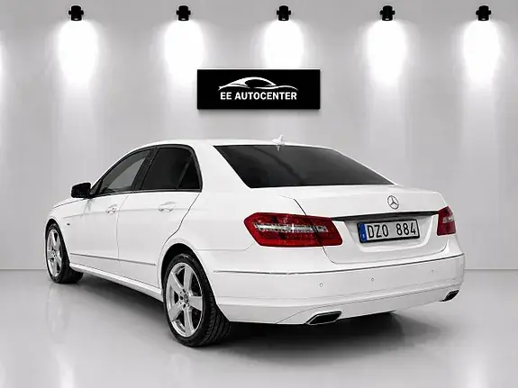 Mercedes-Benz E200 2012 photo 3