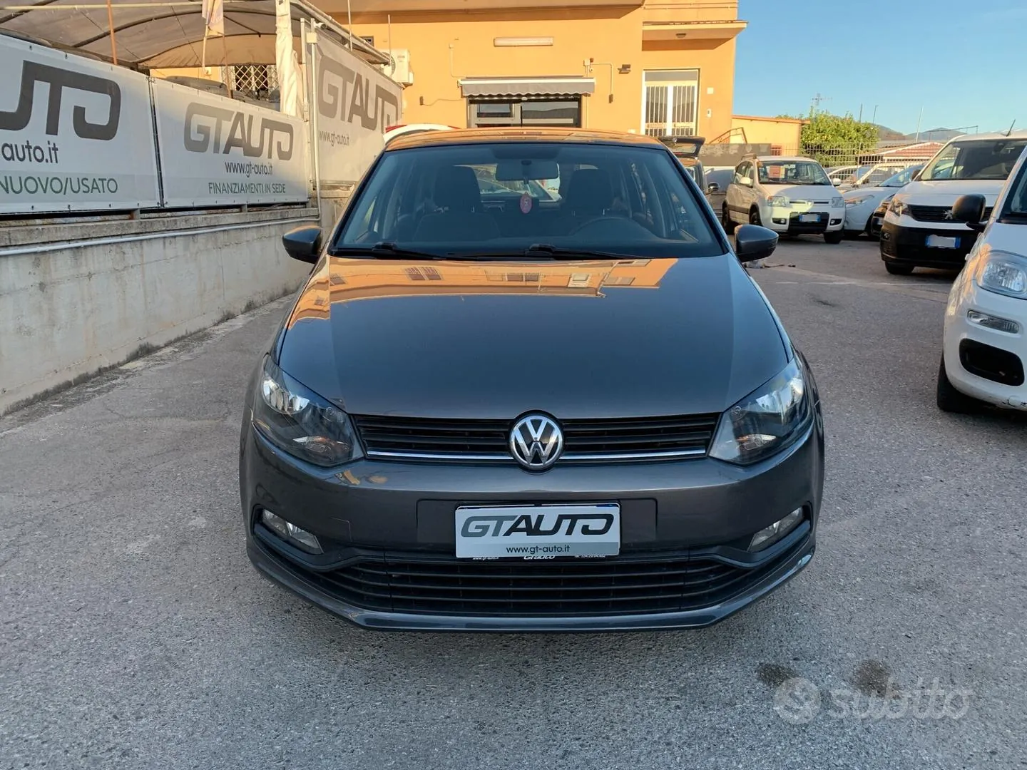 Volkswagen Polo 2016 photo 2