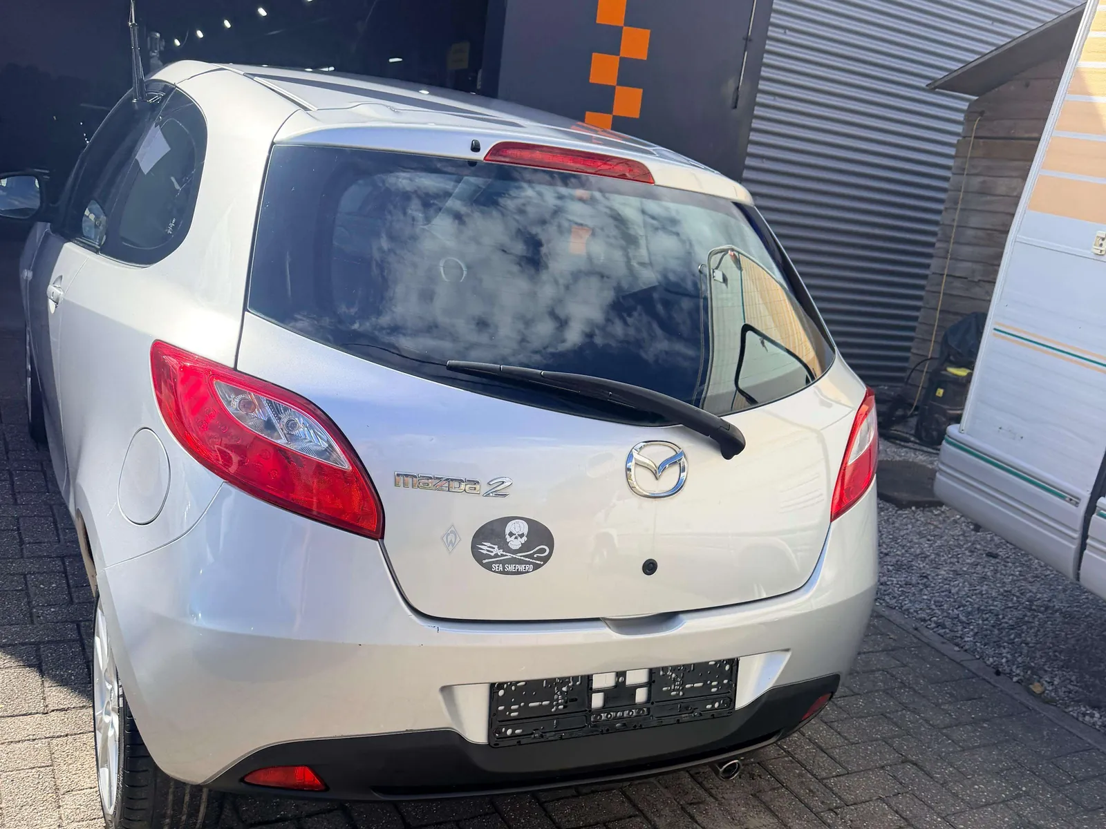 Mazda 2 2008 photo 4