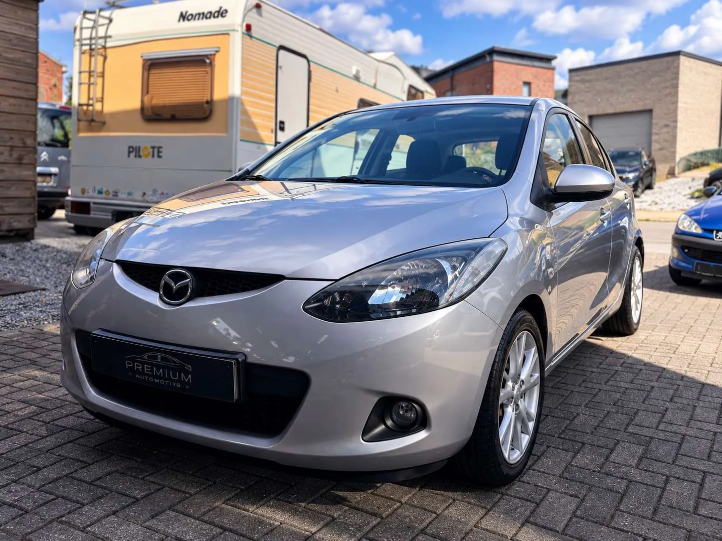Mazda 2