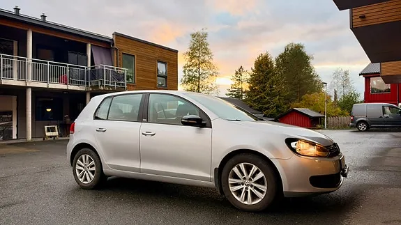 Volkswagen Golf Vi 2012 photo 3