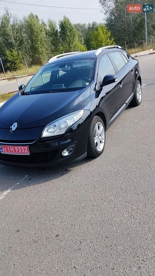 Renault Megane 2012 photo 2