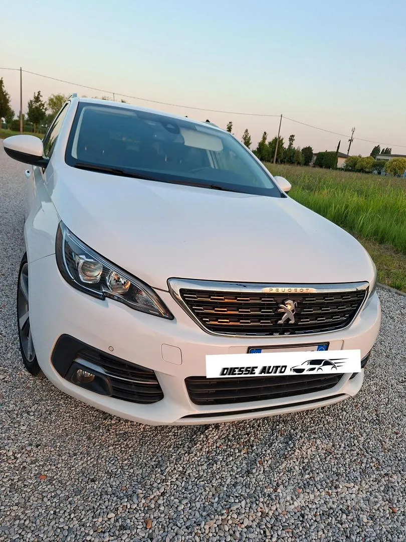 Peugeot 308 2020 photo 5
