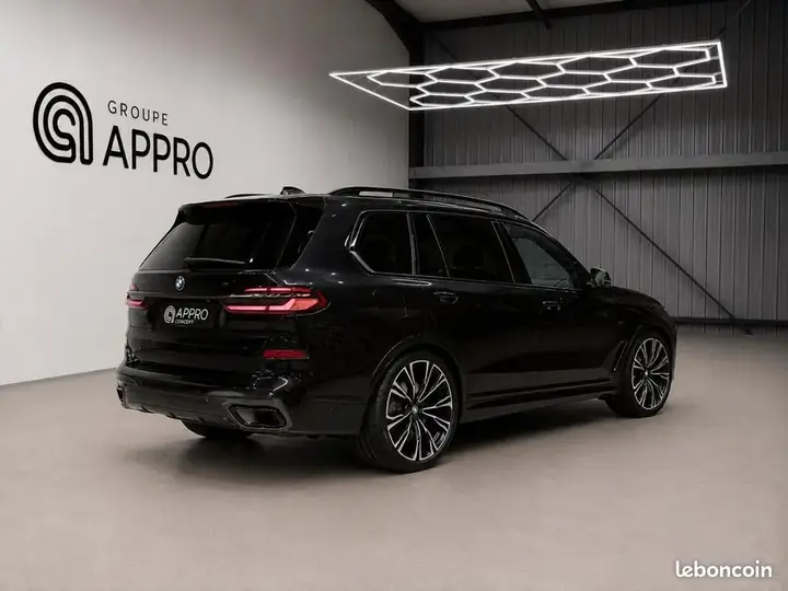 BMW X7 2026 photo 4