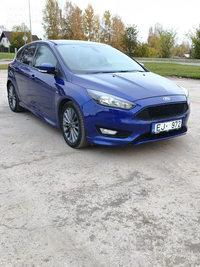 Ford Focus 2016 photo 2