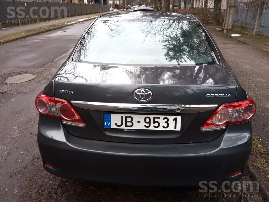 Toyota Corolla 2012 photo 2