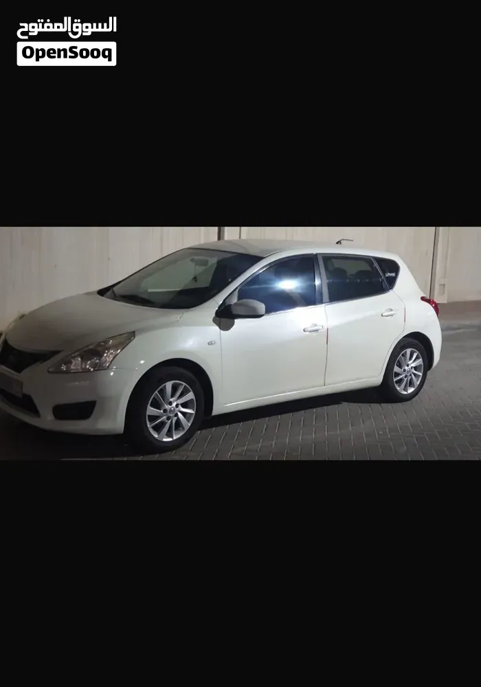 Nissan Tiida 2015 photo 5