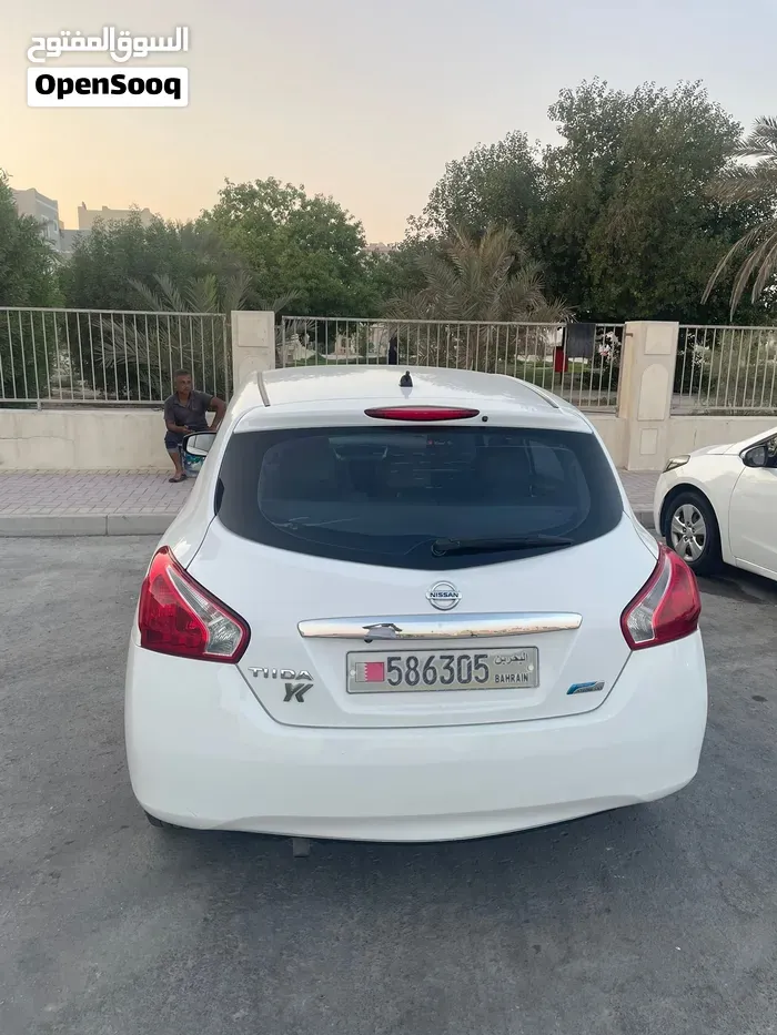 Nissan Tiida 2015 photo 3