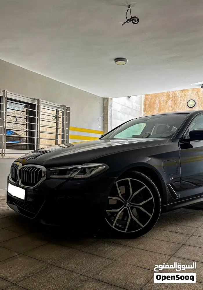 BMW 530E 2021 photo 2