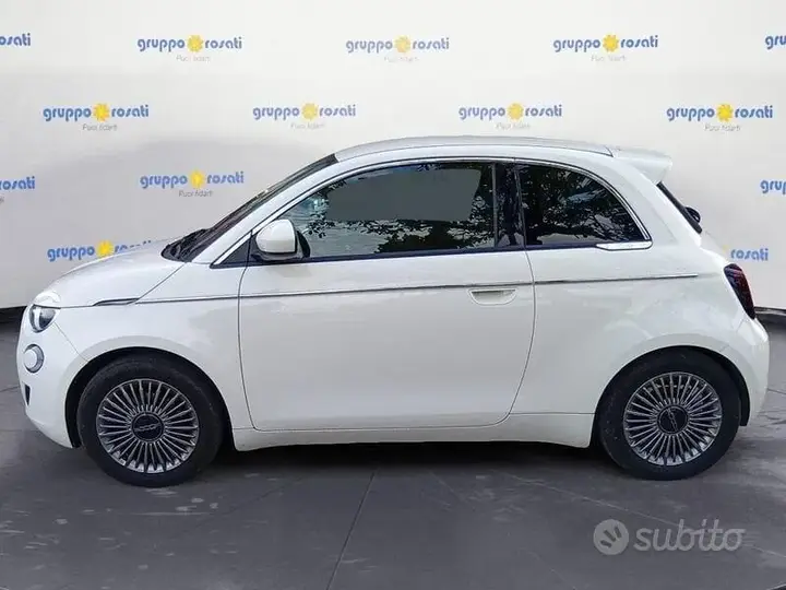 Fiat 500 2023 photo 2