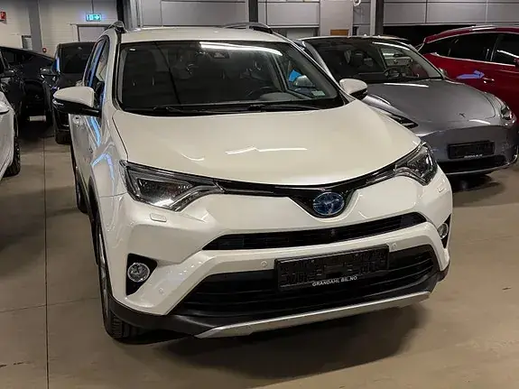 Toyota Rav4 2018 photo 3
