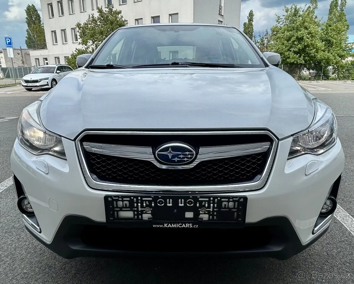 Subaru Xv 2016 photo 4