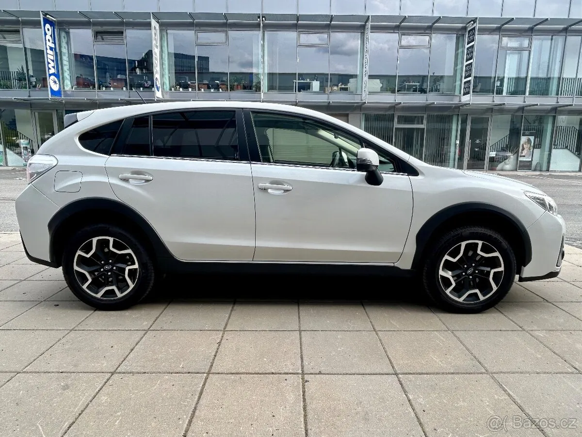 Subaru Xv 2016 photo 5