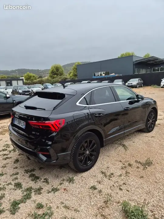 Audi Q3 2021 photo 4
