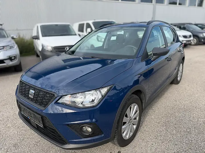 Seat Arona 2017 photo 2