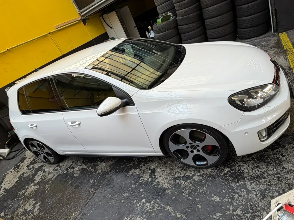 Volkswagen Golf 2012 photo 3