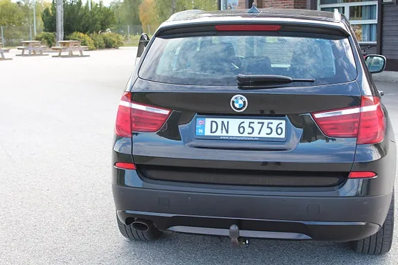 BMW X3 2011 photo 2