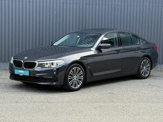 BMW 530E 2019 photo 3