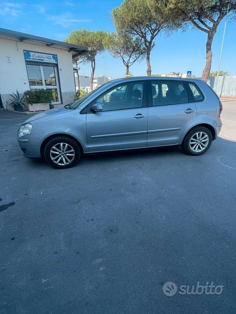 Volkswagen Polo 2008 photo 4