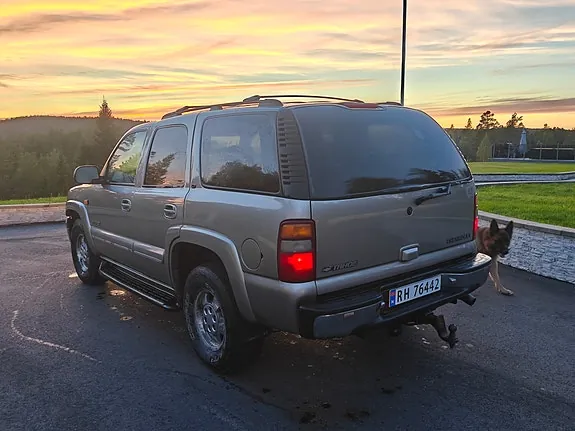 Chevrolet Tahoe 2000 photo 3