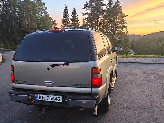 Chevrolet Tahoe 2000 photo 4