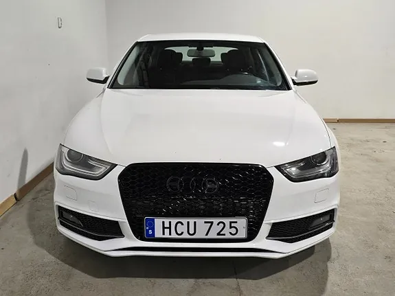 Audi A4 2015 photo 2