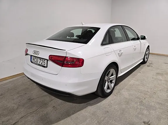 Audi A4 2015 photo 5