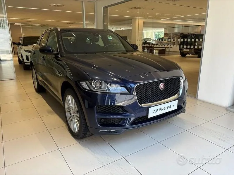 Jaguar F-Pace