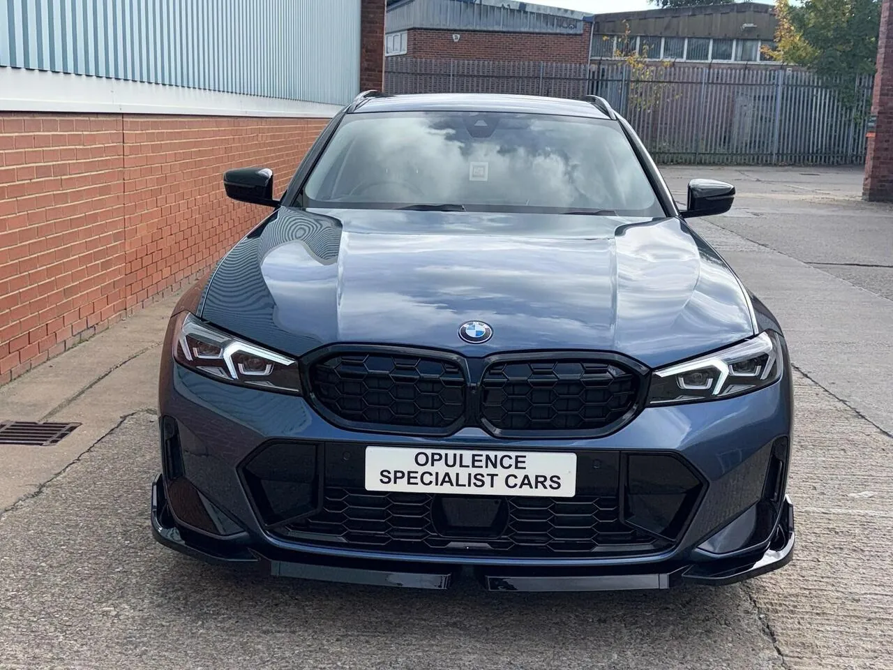 BMW 3 Series 2026 photo 2