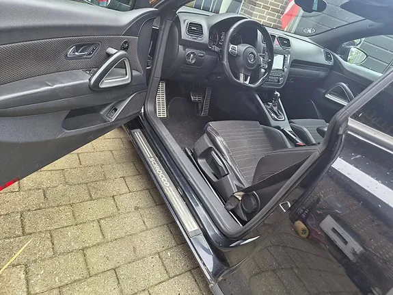Volkswagen Scirocco 2010 photo 5