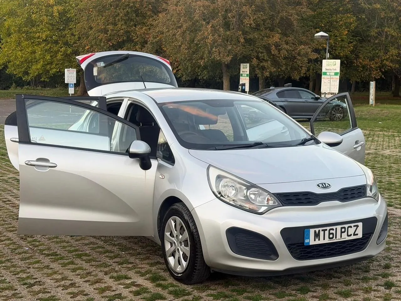 Kia Rio 2011 photo 5