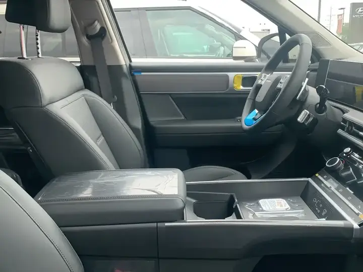 Hyundai Santa Fe 2026 photo 4