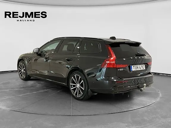 Volvo V60 2026 photo 2