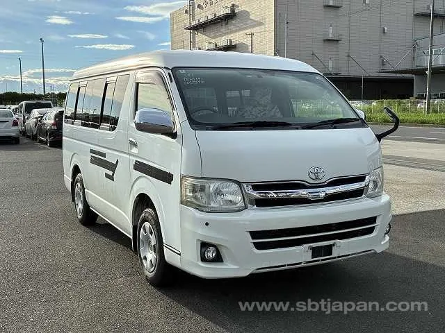 Toyota Hiace Wagon