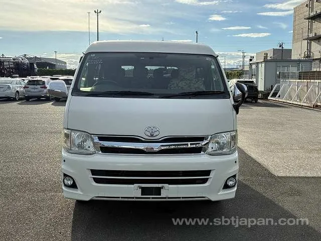 Toyota Hiace Wagon 2012 photo 5