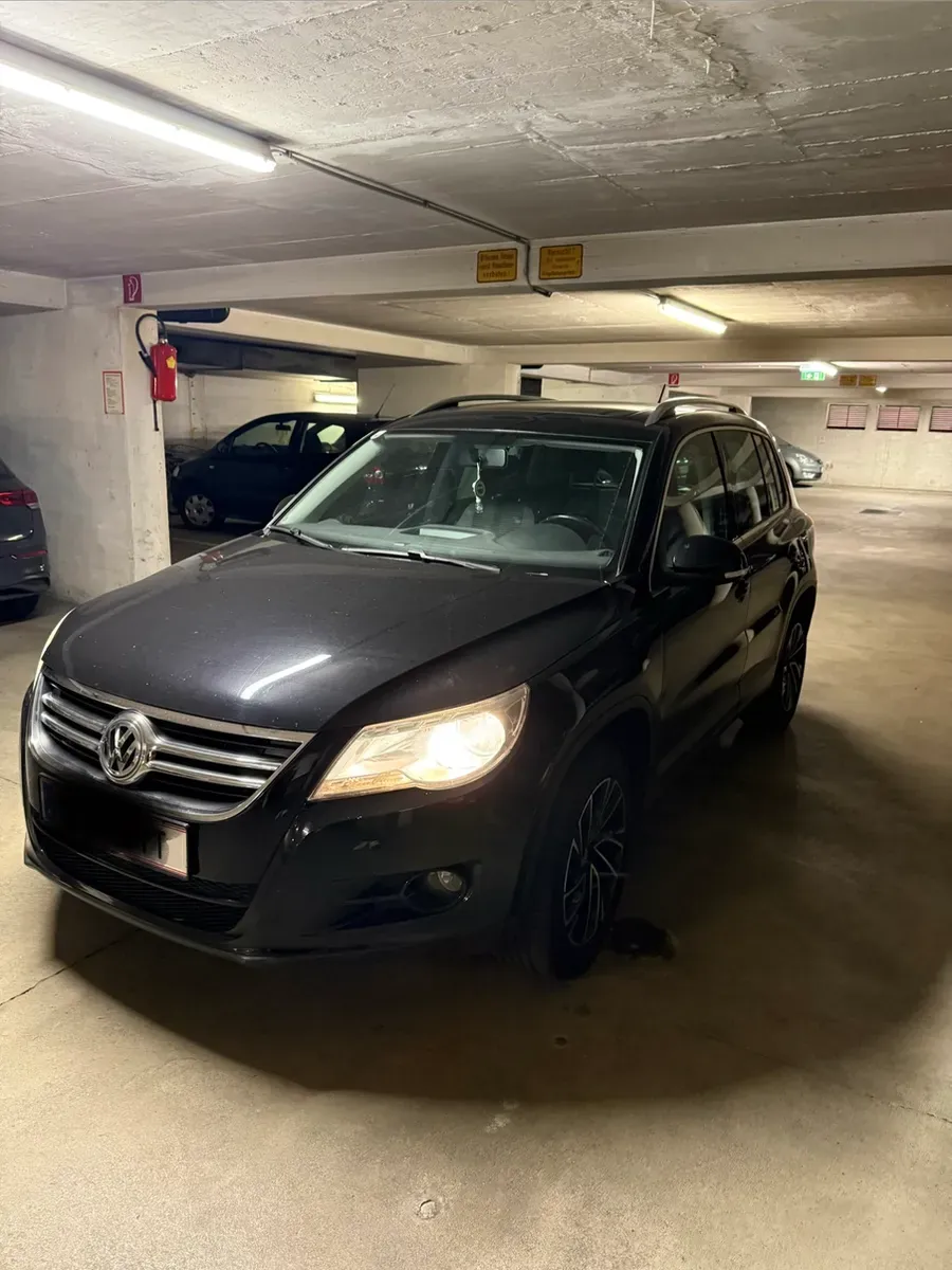 Volkswagen Tiguan 2011 photo 2