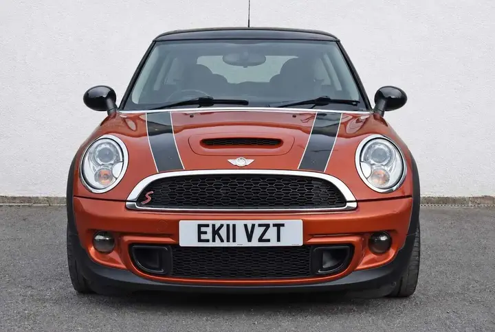 Mini Cooper S 2011 photo 3