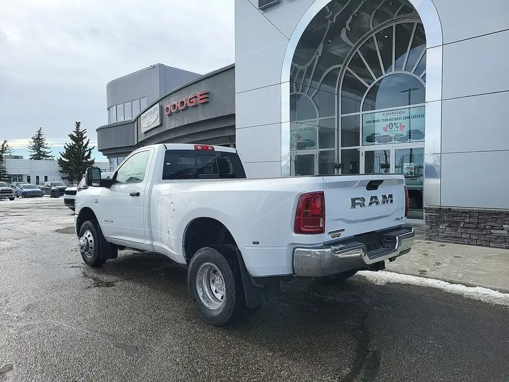 Ram 3500 2026 photo 2