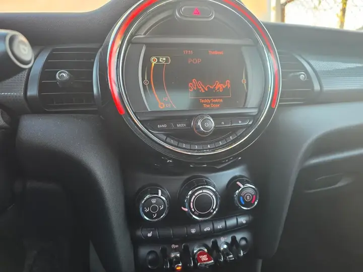 Mini Cooper 2017 photo 4