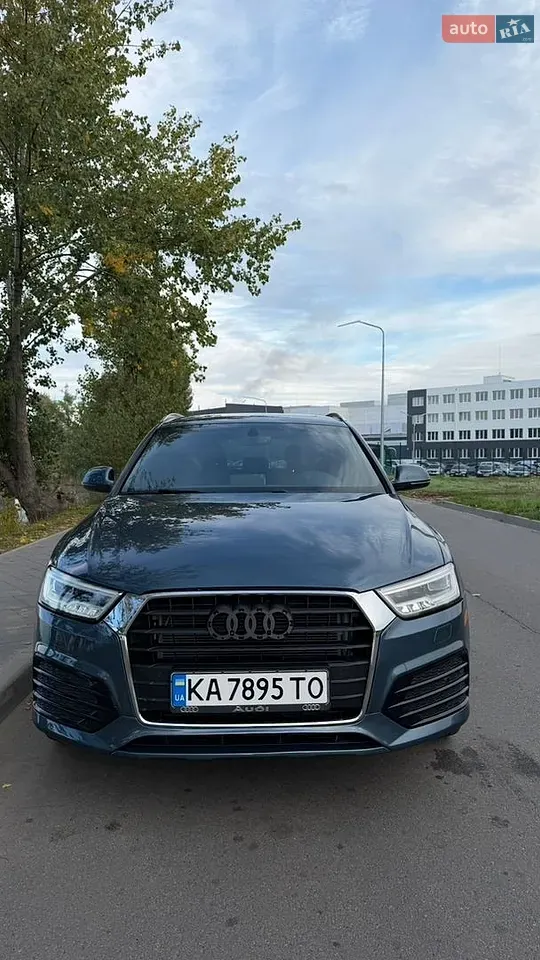 Audi Q3 2015 photo 2