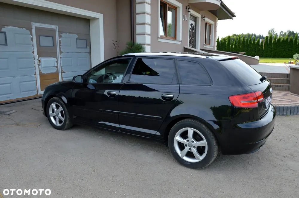 Audi A3 Sportback 2011 photo 4
