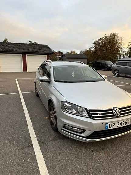 Volkswagen Passat 2013 photo 2
