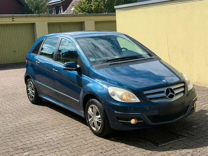 Mercedes-Benz B 150