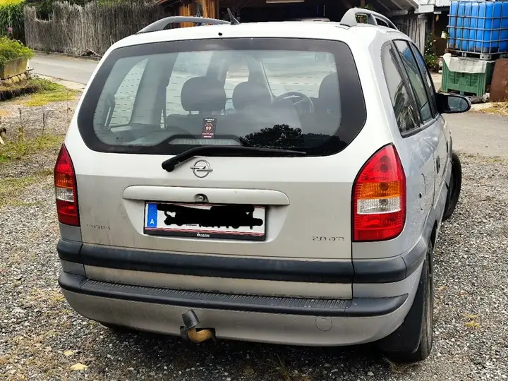 Opel Zafira 2000 photo 3