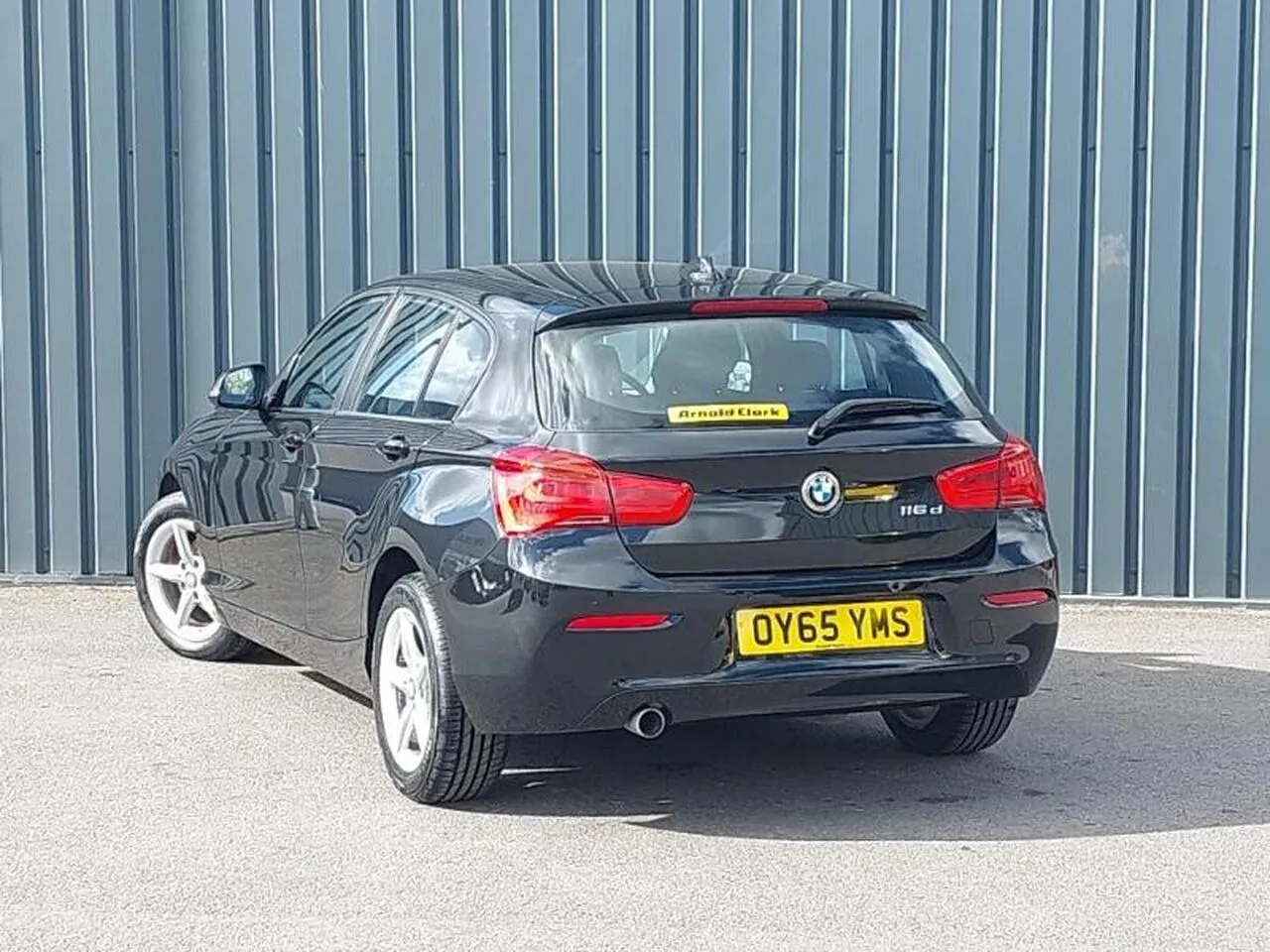 BMW 1 Series 2015 photo 2