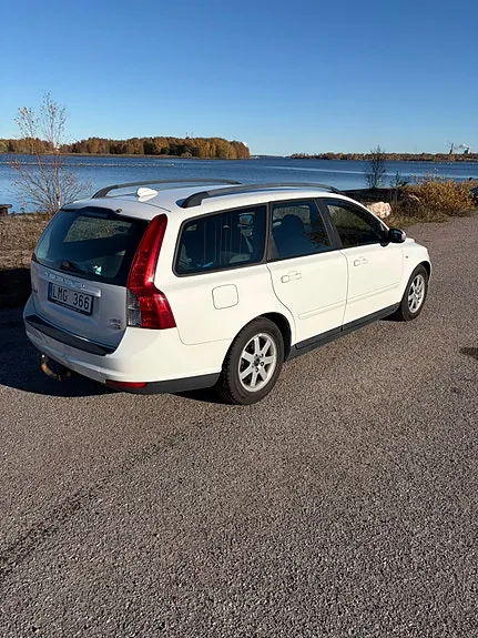 Volvo V50 2009 photo 5