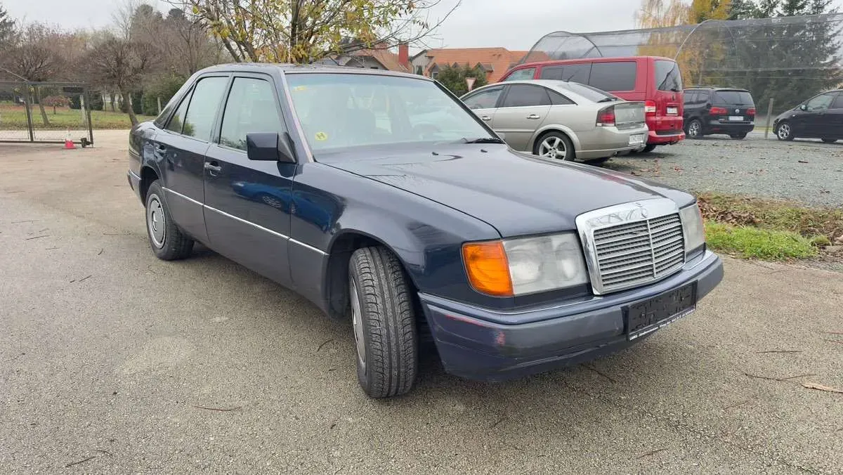 Mercedes-Benz Sonstige