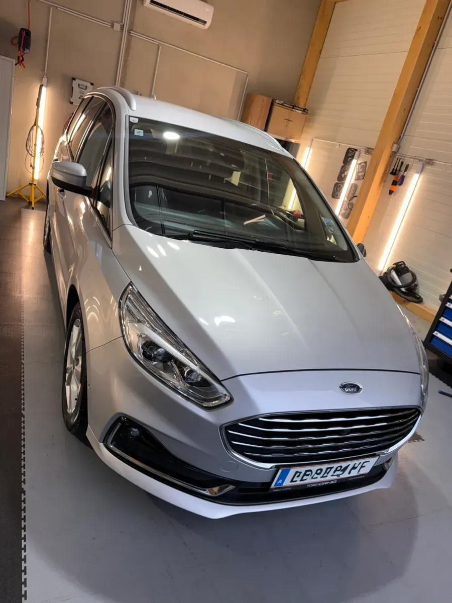 Ford Galaxy 2020 photo 2