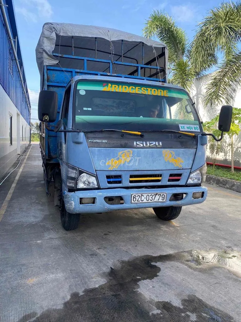 Isuzu Nqr