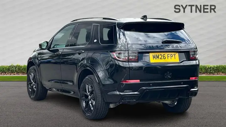 Land Rover Discovery Sport 2026 photo 2